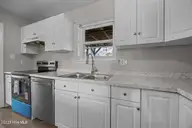 7 Walnut Drive, Jacksonville, NC 28546 — 3-bedroom home in White Oak Estates, Jacksonville, NC, photo 12 of 45