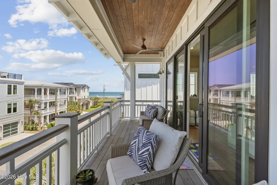 12 Seagull Street Unit B, Wrightsville Beach, NC 28480 — 3-bedroom condo, Wrightsville Beach, NC, photo 1 of 51