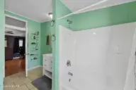 195 Calabash Road NW, Calabash, NC 28467 — 3-bedroom manufactured home in Carolina Shores, Calabash, NC, photo 24 of 37: Primary Bathroom