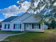 175 Joshua Drive, Chocowinity, NC 27817 — 3-bedroom home in Cypress Corner, Chocowinity, NC, photo 1 of 34: IMG_2074