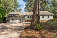 106 Juniper Court, West End, NC 27376 — 3-bedroom home in Seven Lakes North, West End, NC, photo 6 of 58: 7-web-or-mls-DSC01353