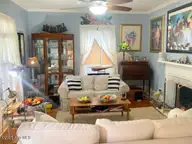428 E 2nd Street, Washington, NC 27889 — 4-bedroom home in Historic District, Washington, NC, photo 7 of 27: living room