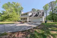 411 Candlewood Drive, Jacksonville, NC 28540 — 4-bedroom home in Riverwood Estates, Jacksonville, NC, photo 6 of 77: Briian (3 of 58)