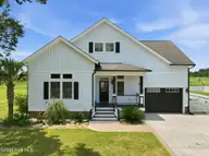 222 Taylorwood Drive, Beaufort, NC 28516 — 3-bedroom home in Beaufort Club, Beaufort, NC, photo 1 of 55: 1-web-or-mls-222 Taylorwood 001