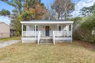 138 Elizabeth Street, Jacksonville, NC 28540 — 2-bedroom home in Elizabeth Park, Jacksonville, NC, photo 1 of 23: elizabeth-2