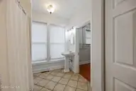390 W Connecticut Avenue, Southern Pines, NC 28387 — 3-bedroom home in Downtown, Southern Pines, NC, photo 18 of 35: 390 W Connecticut-6
