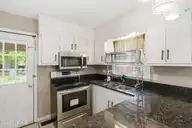 3020 Madison Avenue, New Bern, NC 28562 — 3-bedroom home in Southgate, New Bern, NC, photo 12 of 30: 15_img_8370