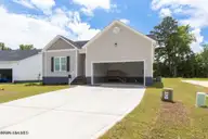 319 E Theriault Court, Jacksonville, NC 28540 — 3-bedroom home in Catherines Way, Jacksonville, NC, photo 3 of 24