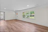 508 N Wright Street, Burgaw, NC 28425 — 3-bedroom home, Burgaw, NC, photo 8 of 51: 7_living room