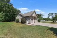 143 Fawnbrook Drive, Four Oaks, NC 27524 — 4-bedroom home, Four Oaks, NC, photo 2 of 37: 005_file_8100