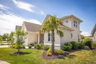 641 Bedminister Lane, Wilmington, NC 28405 — 4-bedroom waterfront home in Landfall, Wilmington, NC, photo 4 of 51