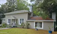 1014 N Independence Street, Kinston, NC 28501 — 4-bedroom home, Kinston, NC, photo 1 of 13: Front House