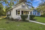 1113 Carolina Avenue, Elizabeth City, NC 27909 — 2-bedroom home, Elizabeth City, NC, photo 3 of 30