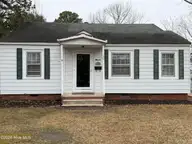 130 S Fairview Circle, Tarboro, NC 27886 — 3-bedroom home, Tarboro, NC, photo 1 of 14: 130 S Fairview front