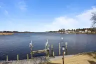 19 Batts Hill Road, New Bern, NC 28562 — 3-bedroom waterfront townhome in Olde Towne, New Bern, NC, photo 8 of 57: 4-web-or-mls-0C0A5610