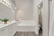 4126 Breezewood Drive Apt 202, Wilmington, NC 28412 — 2-bedroom waterfront condo in Breezewood Condominiums, Wilmington, NC, photo 20 of 37