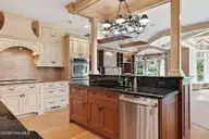 60 Lake Dornoch Drive, Pinehurst, NC 28374 — 4-bedroom waterfront home in CCNC, Pinehurst, NC, photo 20 of 70: Kitchen