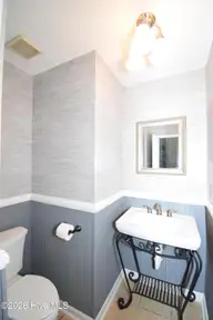2907 Cedar Creek Road Unit H, Greenville, NC 27834 — 3-bedroom townhome in Rownetree Woods, Greenville, NC, photo 5 of 16: DSC_7514