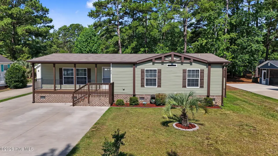 908 Palmer Drive, Calabash, NC 28467 — 3-bedroom manufactured home in Village At Calabash, Calabash, NC, photo 1 of 45