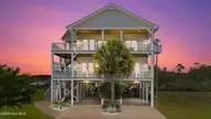 148 Singleton Street, Sneads Ferry, NC 28460 — 4-bedroom waterfront home in Chadwick Acres, Sneads Ferry, NC, photo 6 of 67: shniderproductions.com-1
