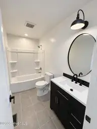 3210 Grapevine Court W, Wilson, NC 27893 — 3-bedroom home in Farrier's Ridge II, Wilson, NC, photo 8 of 16: Bathroom