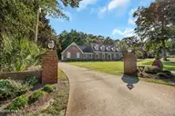 6332 Marywood Drive, Wilmington, NC 28409 — 4-bedroom home in Marywood, Wilmington, NC, photo 2 of 48