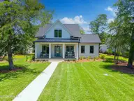 3706 Barnesmore Drive, Castle Hayne, NC 28429 — 4-bedroom waterfront home in River Bluffs, Castle Hayne, NC, photo 6 of 70