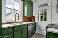 401 1/2 Dock Street, Wilmington, NC 28401 — 2-bedroom condo in Historic District, Wilmington, NC, photo 12 of 28