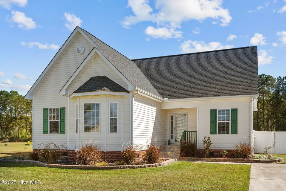405 Northgate Drive, Washington, NC 27889 — 3-bedroom home in Northgate, Washington, NC, photo 1 of 54: 405 Northgate Dr.: Exterior