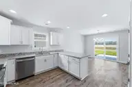 210 Windsor Run Boulevard, Jacksonville, NC 28546 — 3-bedroom home in The Vineyards, Jacksonville, NC, photo 11 of 28: DSC02568