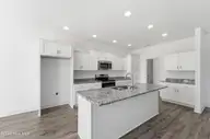 288 Water Wagon Trail, Jacksonville, NC 28546 — 4-bedroom home in Stateside, Jacksonville, NC, photo 12 of 39: DSC07514
