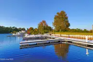 221 Shoreview Drive, New Bern, NC 28562 — 3-bedroom waterfront home in Stillwater Harbour, New Bern, NC, photo 20 of 32: Community Marina