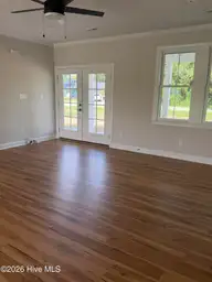 343 Kirby Grange Avenue, Bath, NC 27808 — 3-bedroom home, Bath, NC, photo 14 of 32: living room