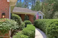 20 Starlit Lane, Pinehurst, NC 28374 — 4-bedroom home in Unit 13, Pinehurst, NC, photo 2 of 38: 44-web-or-mls-IMG_8218
