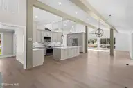 1000 Pine Street, Lake Waccamaw, NC 28450 — 4-bedroom waterfront home, Lake Waccamaw, NC, photo 17 of 60: 39-DSC04097