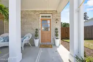 504 Airlie Vista Lane, Surf City, NC 28445 — 4-bedroom home in Waterside, Surf City, NC, photo 3 of 25