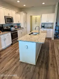 337 Naval Store Drive, Jacksonville, NC 28546 — 5-bedroom home in Onslow Bay, Jacksonville, NC, photo 20 of 57: Kitchen(2)