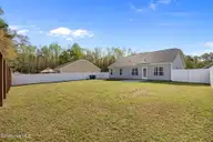 5808 Sagebrush Drive, Greenville, NC 27858 — 3-bedroom home in Sagewood, Greenville, NC, photo 7 of 52: 19-web-or-mls-IMG_0005