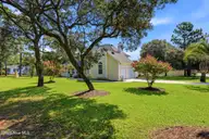 400 Dow Road N, Carolina Beach, NC 28428 — 3-bedroom home, Carolina Beach, NC, photo 4 of 72