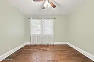 525 E 2nd Street, Washington, NC 27889 — 4-bedroom home, Washington, NC, photo 21 of 54: 35-web-or-mls-IMG_7999_edit
