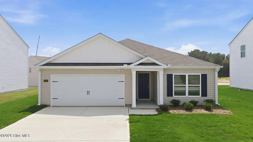 7225 Silverleaf Road, Rocky Mount, NC 27804 — 3-bedroom home in Hunter Hill, Rocky Mount, NC, photo 1 of 30: front exterior