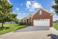 207 Kingston Circle, Goldsboro, NC 27530 — 3-bedroom home in Kingston Place, Goldsboro, NC, photo 1 of 36: 01-207 Kingston Cir-1