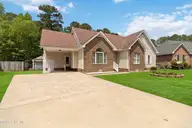 3612 Columbia Avenue NW, Wilson, NC 27896 — 3-bedroom home in Woodridge West, Wilson, NC, photo 2 of 36: Front Yard