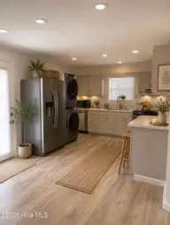 705 Holbrooke Avenue, Wilmington, NC 28412 — 3-bedroom home in Victoria Village, Wilmington, NC, photo 10 of 35