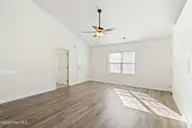 811 Grathwol Drive, Wilmington, NC 28405 — 3-bedroom home in Deerbrook Patio Homes, Wilmington, NC, photo 4 of 41: Living Room
