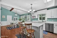 209 River Reach Drive, Swansboro, NC 28584 — 3-bedroom waterfront home in River Reach, Swansboro, NC, photo 15 of 32