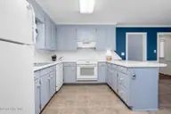 925 Pamela Lane, Rocky Mount, NC 27803 — 3-bedroom home in Maplewood, Rocky Mount, NC, photo 12 of 37: Kitchen