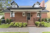 722 Red Cross Street, Wilmington, NC 28401 — 4-bedroom home in Rankin Place North, Wilmington, NC, photo 2 of 54: 3-web-or-mls-DSC06927