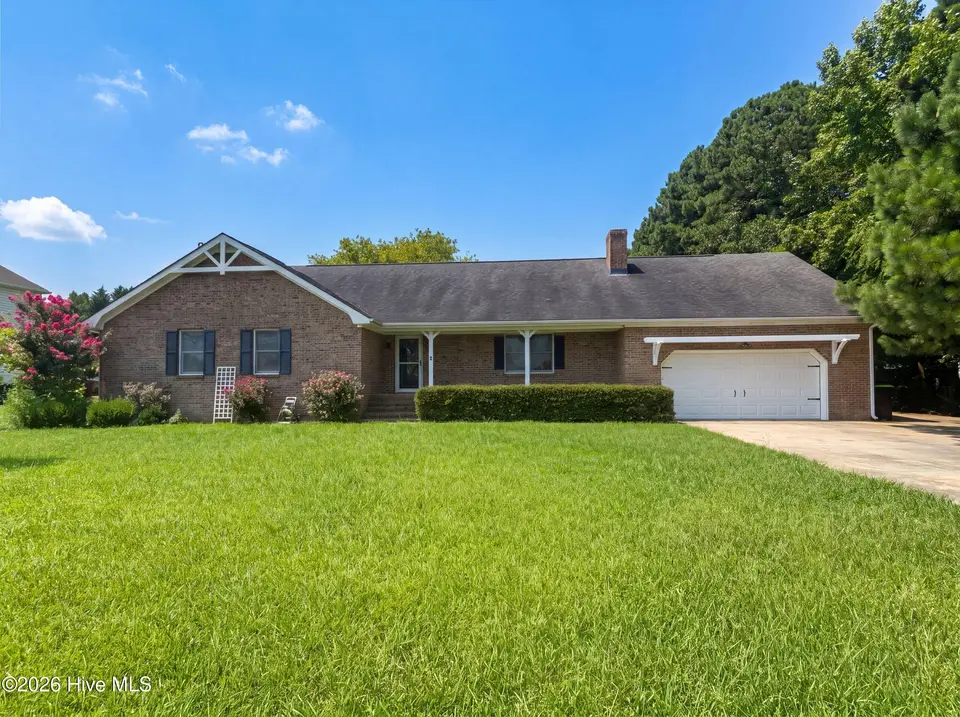 1003 Bateman Drive, Elizabeth City, NC 27909 — 4-bedroom home in Bateman Estates, Elizabeth City, NC, photo 1 of 21: listing_0