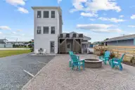 808 S Anderson Boulevard, Topsail Beach, NC 28445 — 4-bedroom home in New Topsail Beach, Topsail Beach, NC, photo 21 of 72